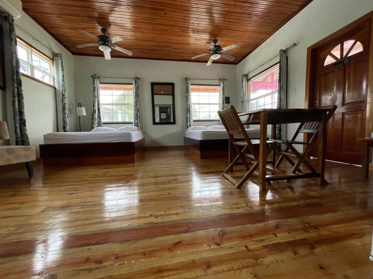Sea N Sun Guest House Caye Caulker Εξωτερικό φωτογραφία